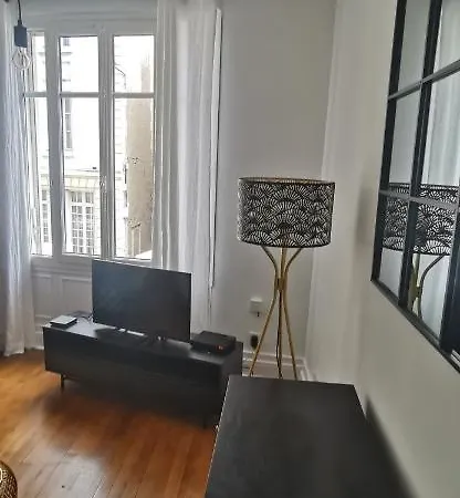 Jean Jaures Refait A Neuf Apartman *