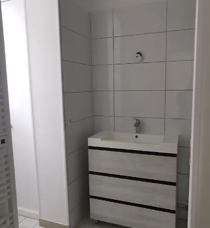 Jean Jaures Refait A Neuf * Tours