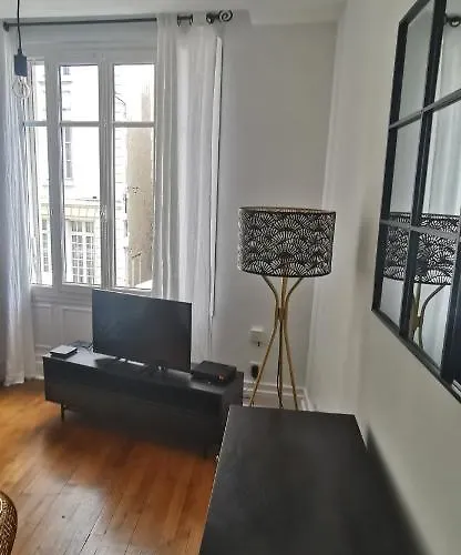 Jean Jaures Refait A Neuf דירה *