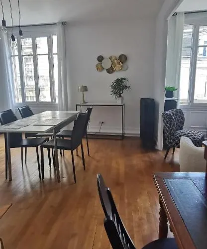 Jean Jaures Refait A Neuf דירה טור